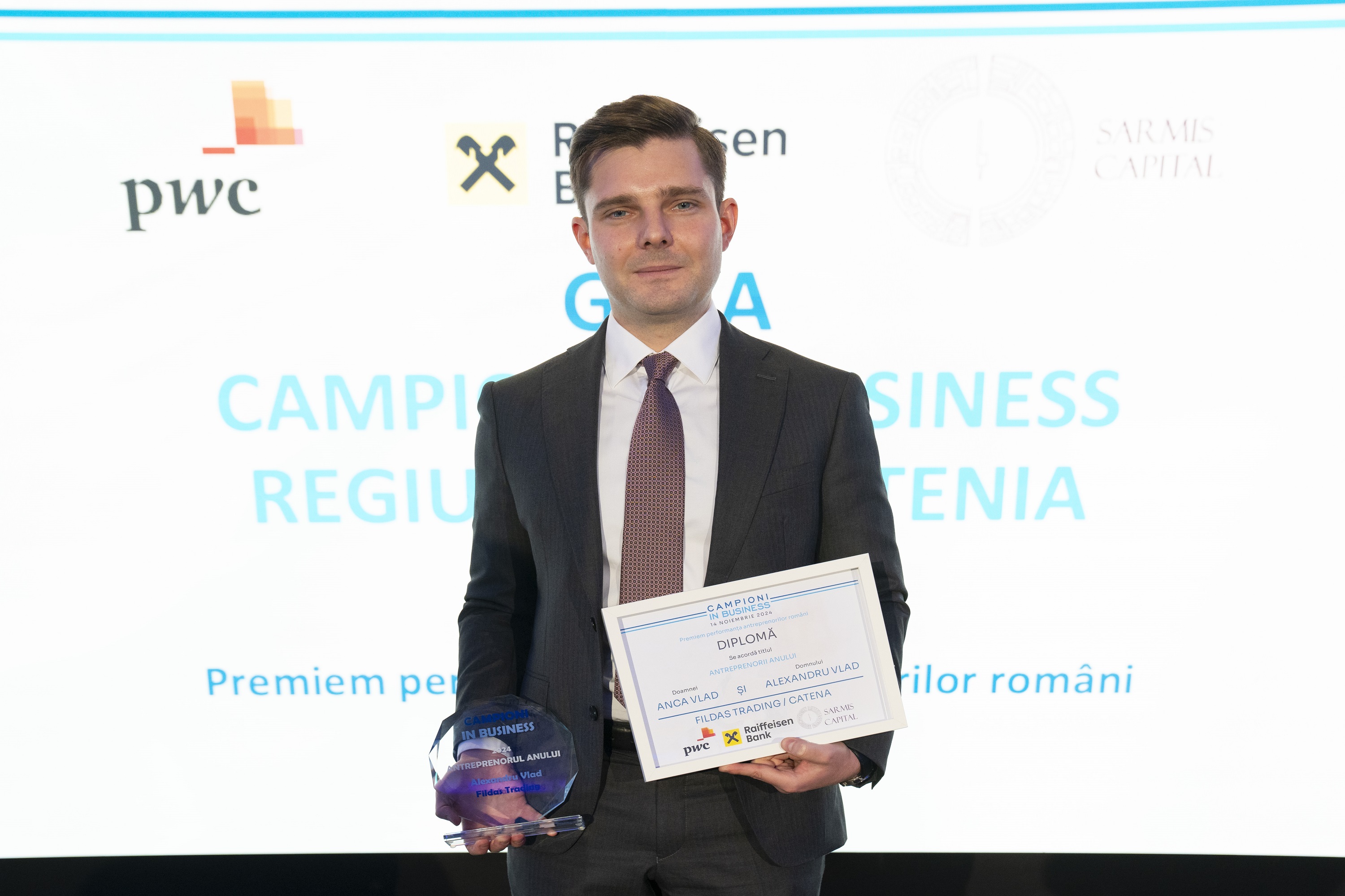 Alexandru Vlad, vicepresedinte Fildas-Catena, premiat pentru excelenta in antreprenoriat la Gala Campioni in Business cu trofeul ”Antreprenorii anului”