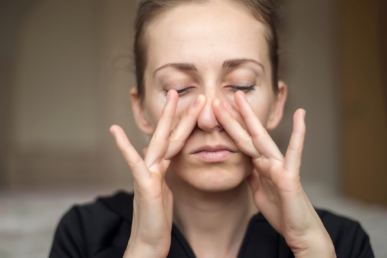 Pierderea mirosului: cauze si remedii pentru anosmie