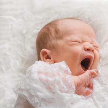 Gingii inflamate la bebelusi: cauze si solutii privind tratamentul