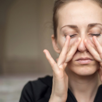 Pierderea mirosului: cauze si remedii pentru anosmie